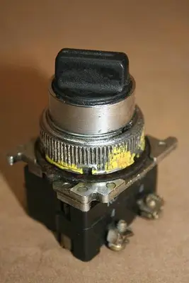 USED CUTLER HAMMER 10250T