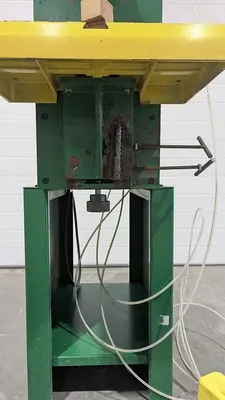 USED 1991 WOODTEK BM-301