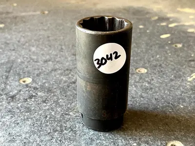 1/2" Drive x 32mm  - 12 Point GRY-2132MD