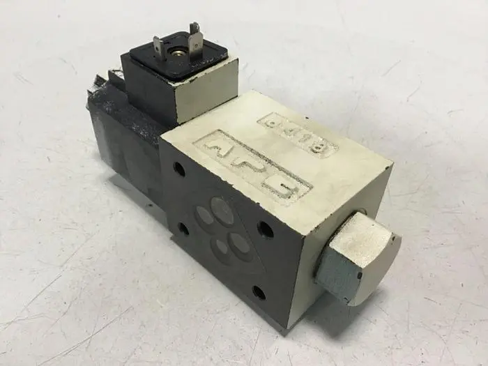 Used YUKEN DSG-01-2B2-D24-N1-50326 Valves/Fittings Michigan US | Ideal Machinery #584979