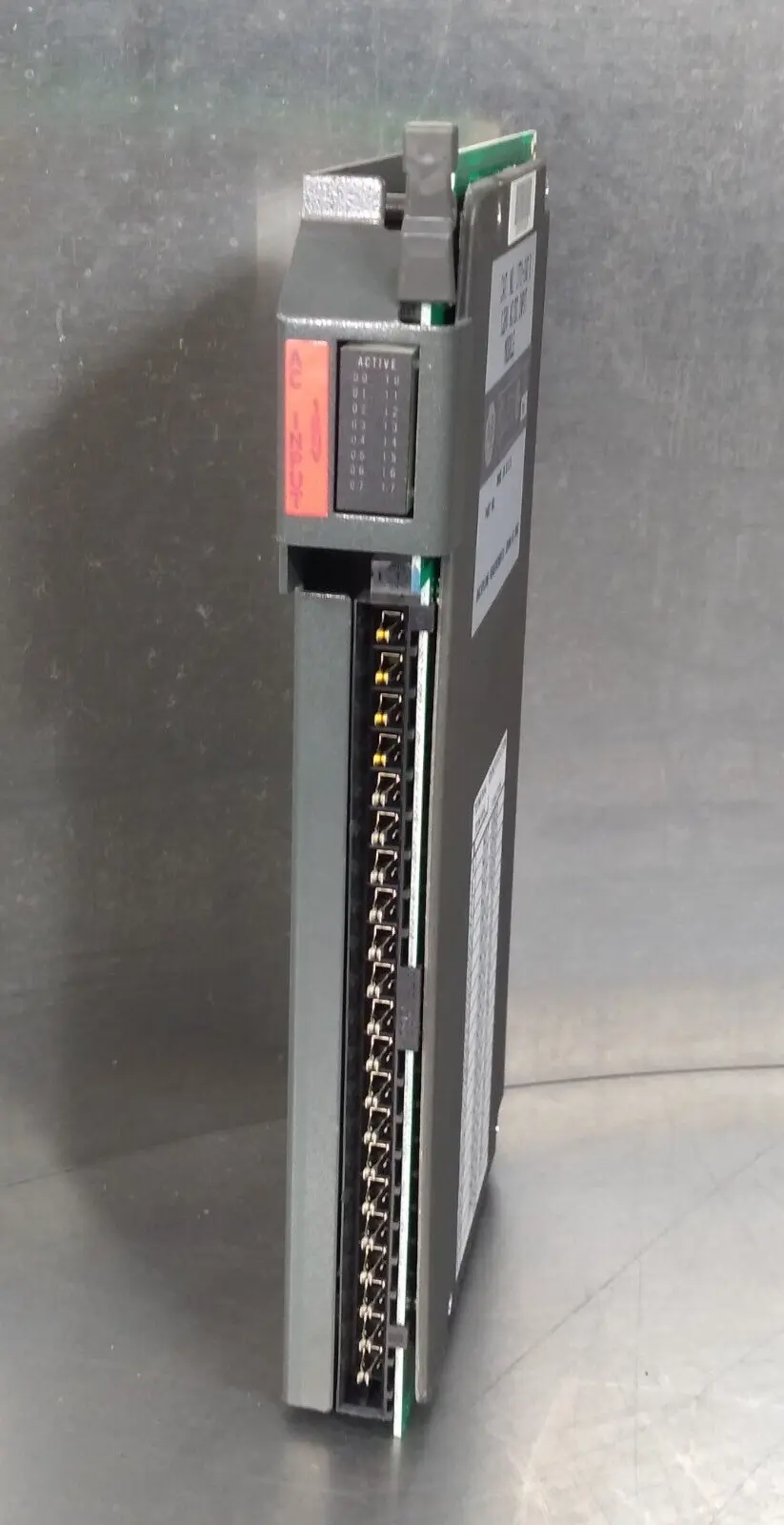 Allen Bradley 1771-IAD/A AC Output Module 120V Loc3C24