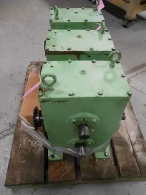 (10) YODER Gearboxes w/Universal Joints