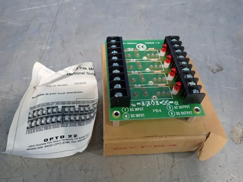 NEW OPTO 22 PB4