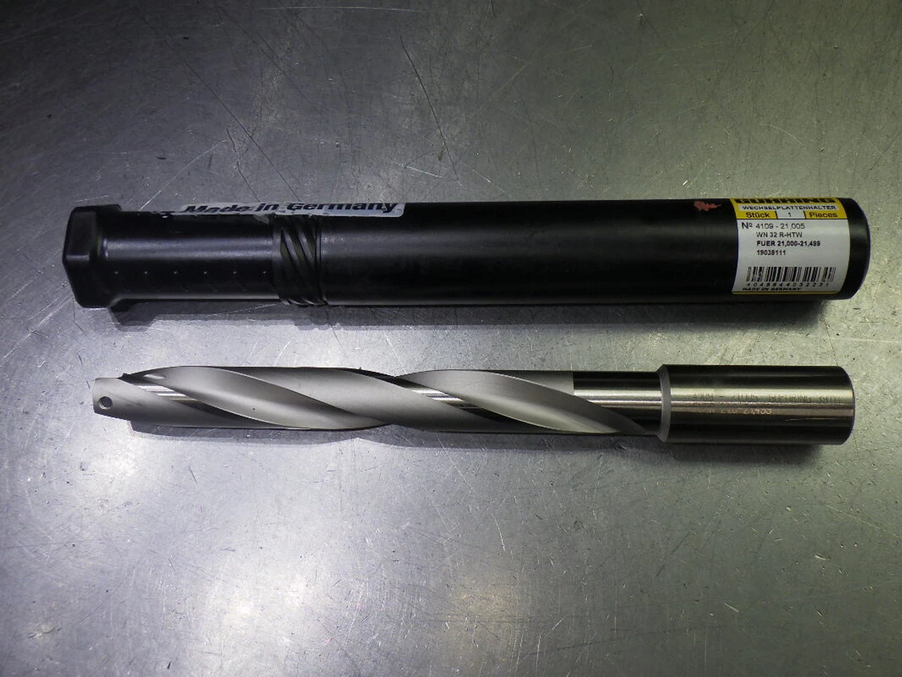 Guhring HT800 21mm Coolant Thru 7xD Indexable Drill 1" Shank 4109-21.005 (LOC2825B)
