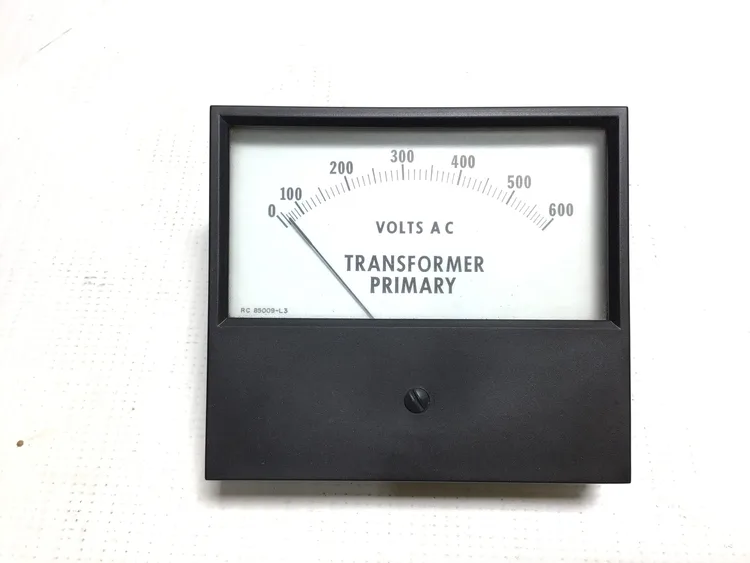 Used TTT TRIPLETT _UNKNOWN_ Voltmeters Pennsylvania US | Moses B Glick #1009750