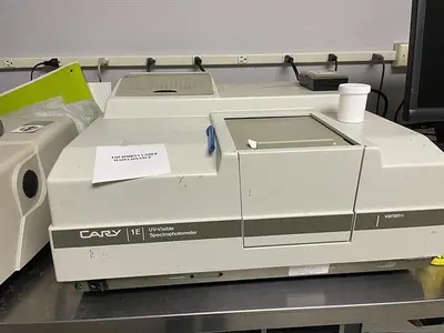 Cary 1E UV-Visible Spectrophotometer with PC