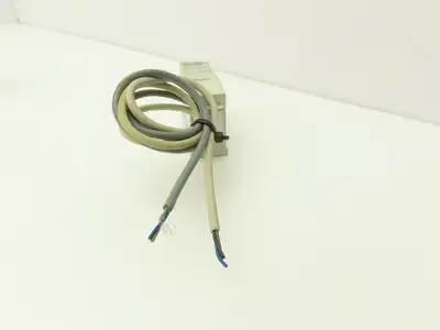 SMC D-F7NJL-321 Cylinder Auto Switch Control Solid State 24VDC
