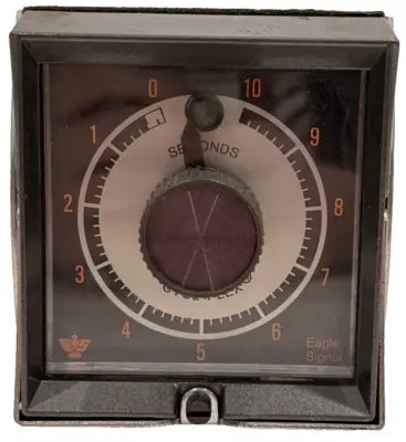 NEW Eagle Signal 3.054.023