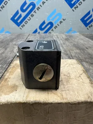 Used EUCHNER SN01D08-552 Misc Electrical & Power Parts South Carolina US | ESS Industrial Equipment Sales #1329127