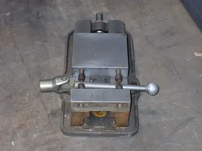 Kurt 6" Vise