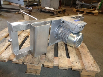 1.5 kw Rigal Bennett IBC Stirrer & Bridge