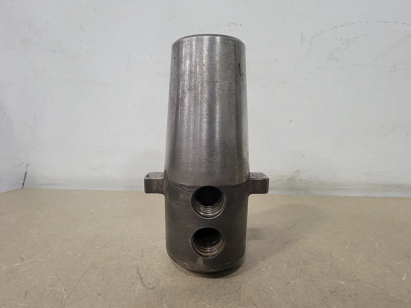 USED UNIVERSAL ENGINEERING 80447