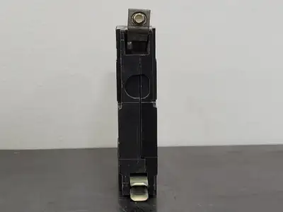USED SQUARE D QOB115