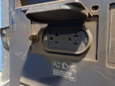 USED LINCOLN ELECTRIC POWERWAVE I400