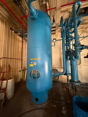 Used _UNKNOWN_ _UNKNOWN_ Pressure Tanks Ohio US | Myron Bowling Auctioneers Inc #1504579