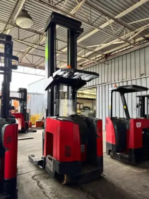 Used 2016 RAYMOND 752-R45TT Reach Trucks Pennsylvania US | National Lift Equipment #1382222
