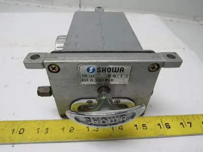 Devco Showa EA-8 HUR Manual One Shot Lubrication Pump W/Aluminum Reservoir