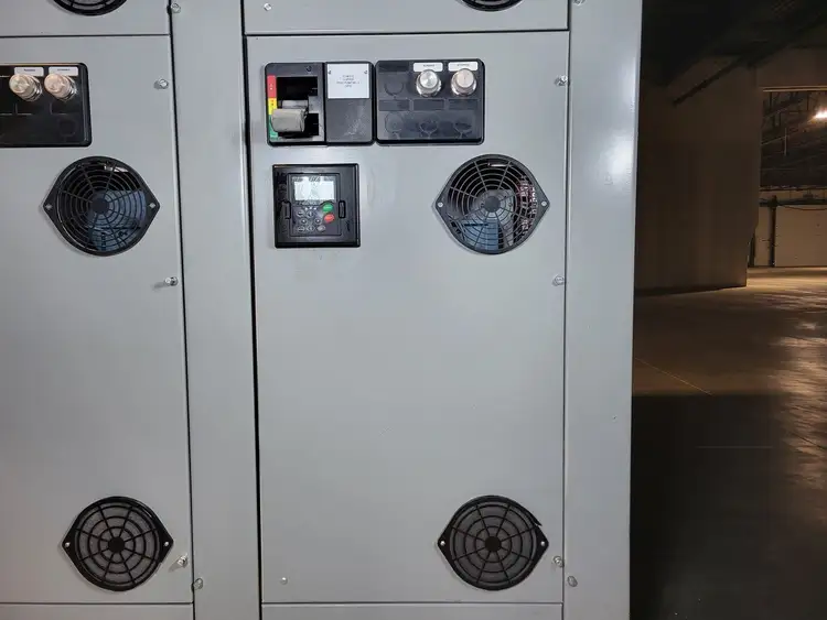 Used EATON SVX025A1-5A4N1 Switchgears British Columbia CA | Lenmark #240248