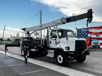 Used 2015 FREIGHTLINER 108SD Service & Utility Trucks Florida US | Truck and Van Outlet #1509214