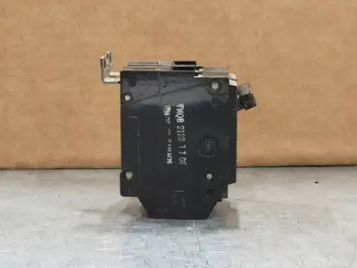 Used GENERAL ELECTRIC THQB220 Switchgears British Columbia CA | Lenmark #243314