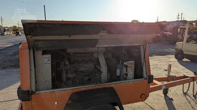 USED 2002 INGERSOLL-RAND P250WJD