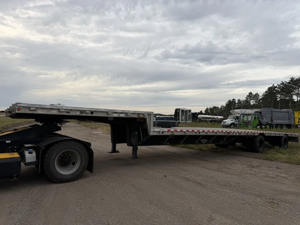 Used 2004 WILSON CFD-900 STEP DECK Flatbed Trailers Minnesota US | Carco Truck & Equipment #1543474