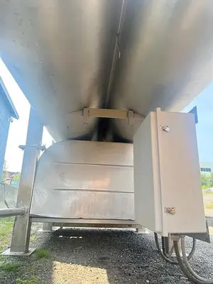 Used Rietz Double Ribbon Blender, 150 Cubic Feet