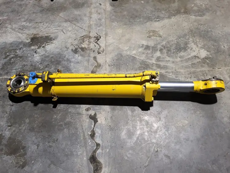 Used KOMATSU EH5933 Parts (Hydraulics and Pneumatics) British Columbia CA | Lenmark #264439
