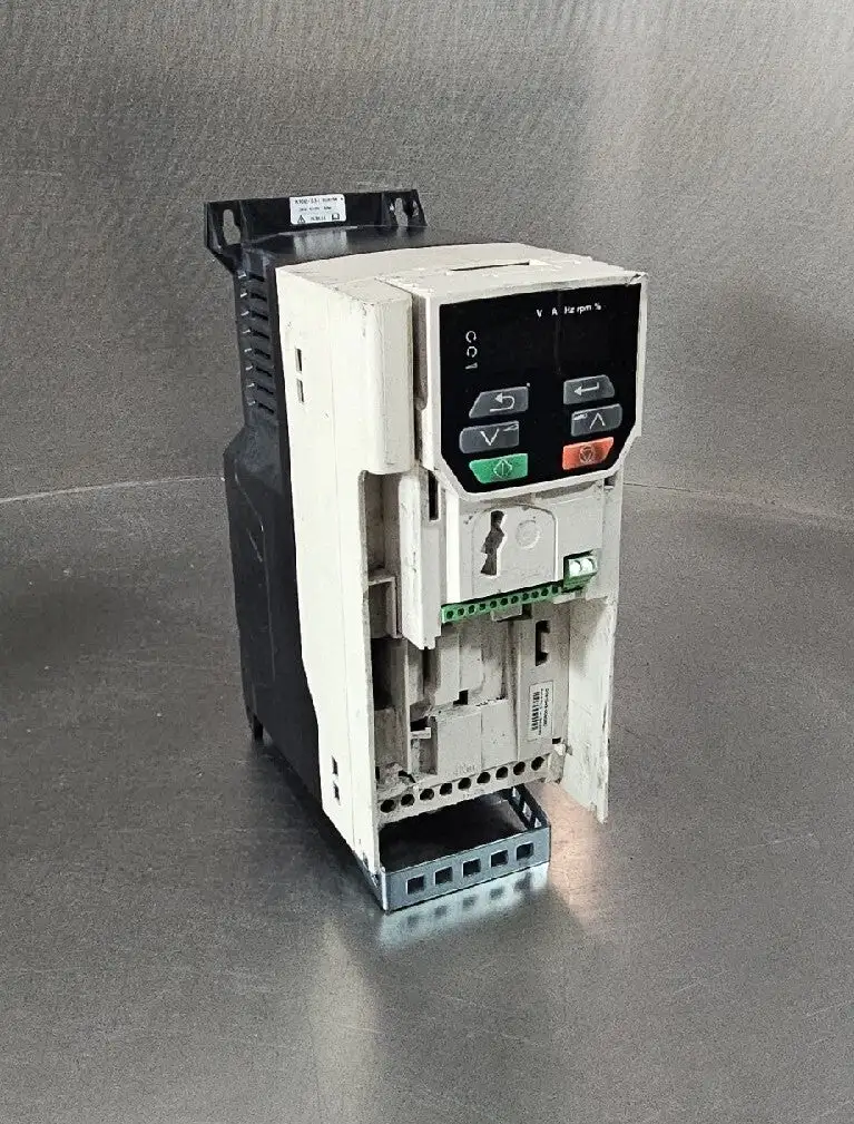 USED Emerson CONTROL TECHNIQUES UNIDRIVE