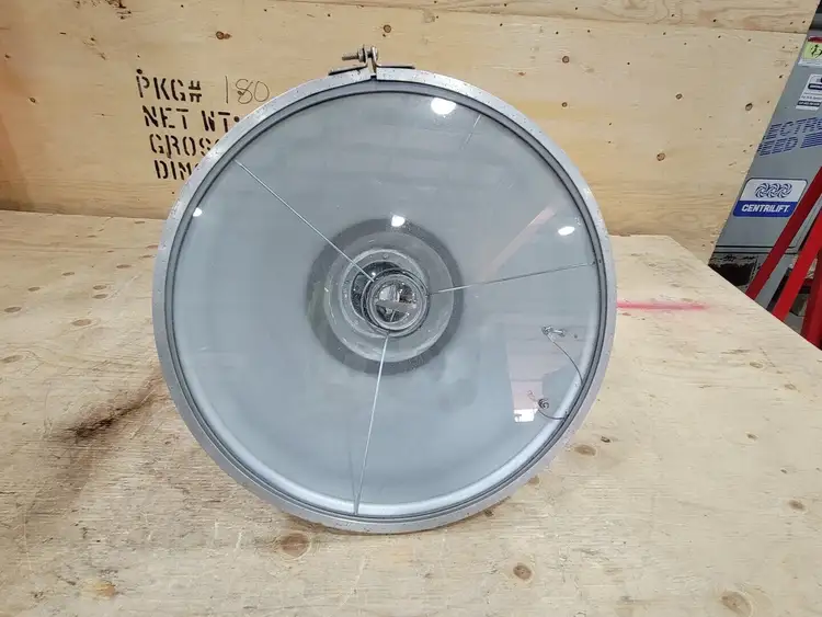 Used SPERO ELECTRIC GROUP Z-LBL-007W Lighting British Columbia CA | Lenmark #254260