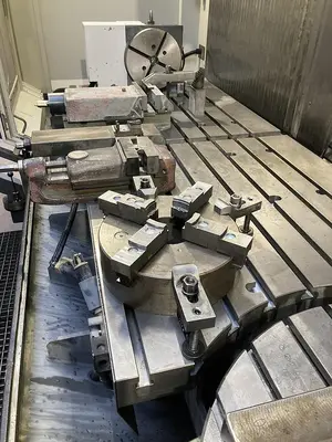 Used 2016 AXA VHC 3 XTS Vertical Machining Centers CZ | Amaron s.r.o. #1056752
