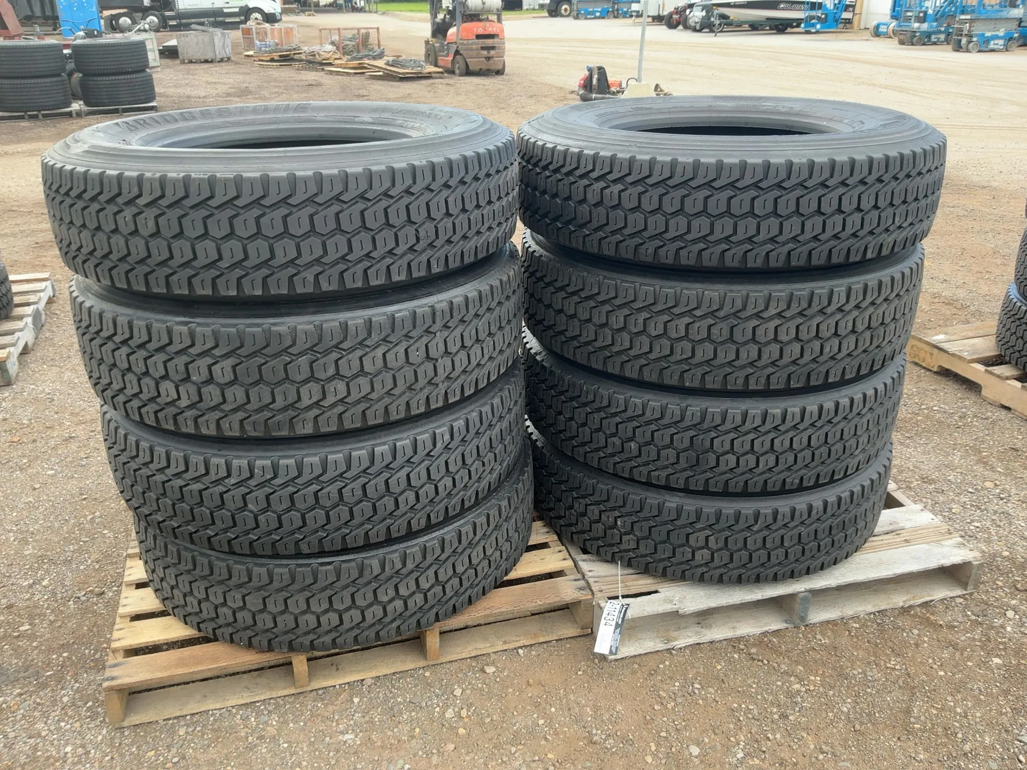 Used _UNKNOWN_ _UNKNOWN_ Wheels & Tires Michigan US | Miedema Asset Management Group #1437639