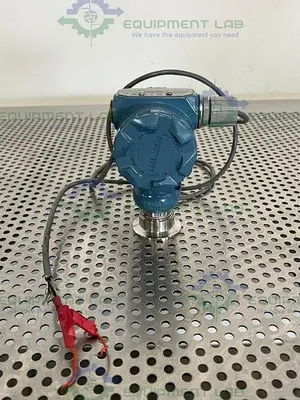 USED ROSEMOUNT 2090F G2A2DE1M5 DIGITAL PRESSURE TRANSMITTER 0 TO 50 PSI