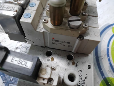 USED SMC SY3120-5OLZ-M5
