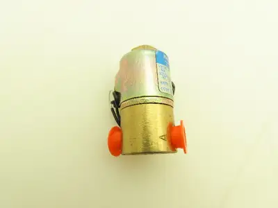 Honeywell Skinner 3138BBN1LN00 Solenoid Valve 3-Way NO 24VAC 60 PSI 1/8" NPT