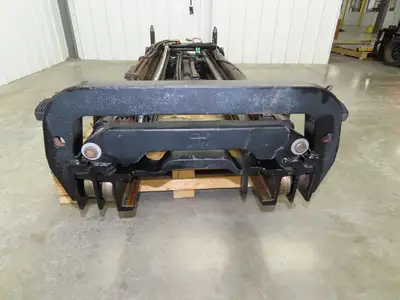 Yale Forklift Mast 218.5" 3-Stage Tilt Class 2 Electric 2900lbs ESC030FAN36TE094