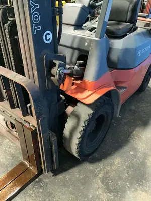 USED TOYOTA 7FGCU25