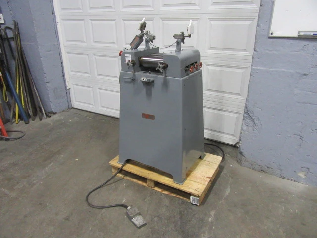 4" x 8" Three Roll Mill, Kent Inc, Rebuilt by Ross, 1 HP, ored Rolls