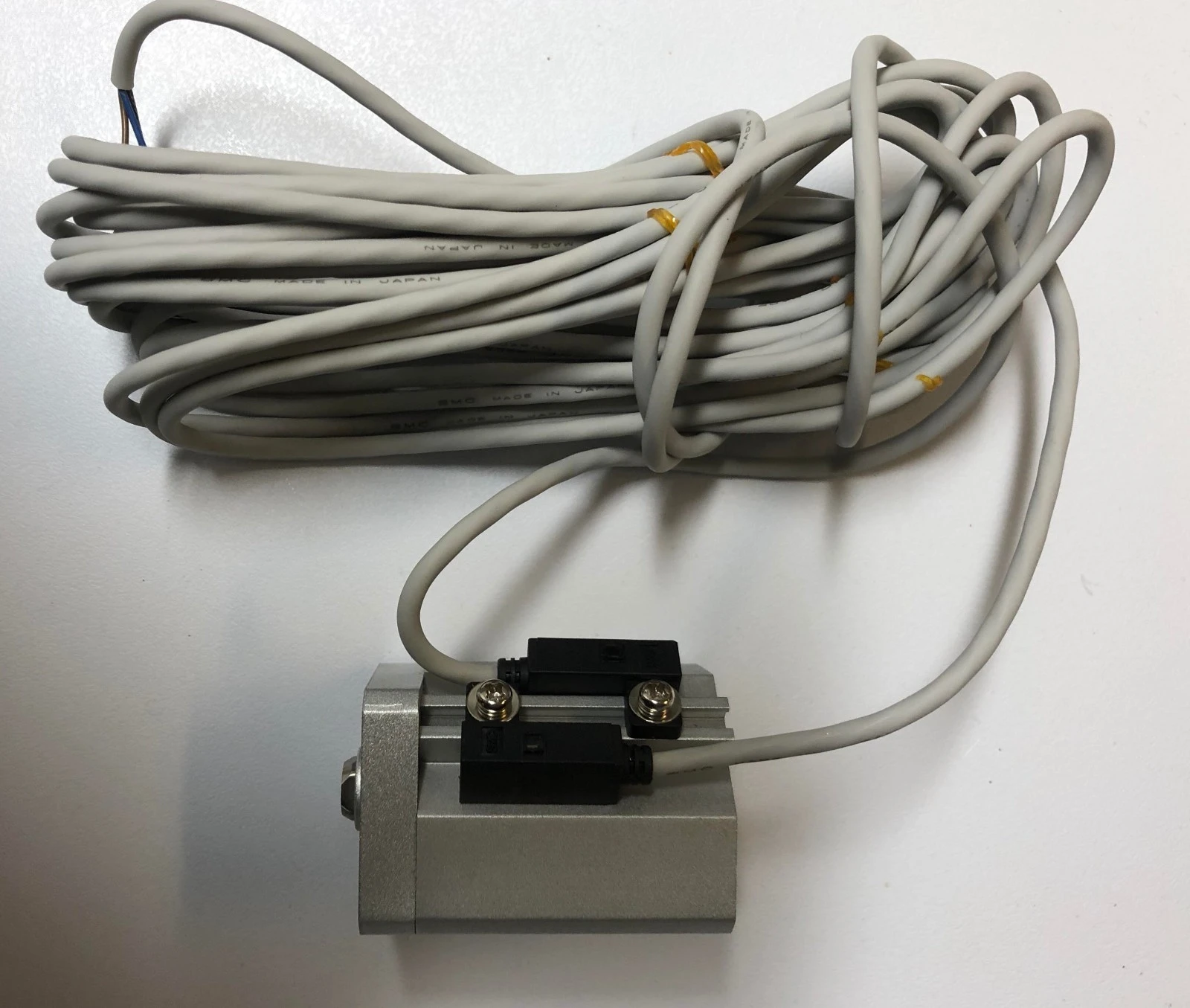 New | in-Stock SMC CDQ2KB20-15D-F79L Miscellaneous Laboratory Equipment California US | CAL-L Enterprises #1459505