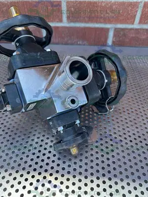 USED 4 ITT PURE FLO STAINLESS STEEL DIAPHRAGM VALVE W/ 1/2" - 1 1/2 SANITARY FITTINGS