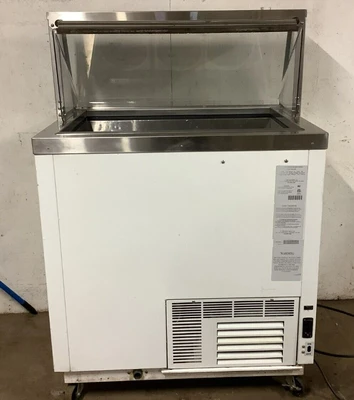 152-0229 Nelson BD6-DIP Ice Cream Dipping Cabinet Self Contained Freezer Chest