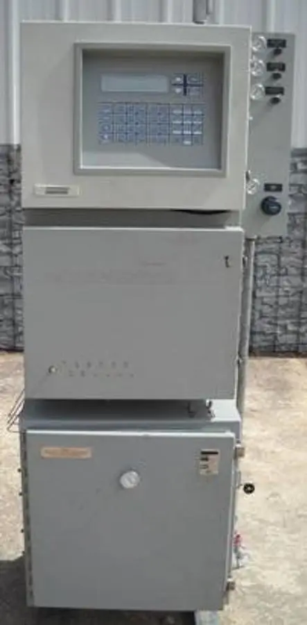 USED FOXBORO SAMPLE SYSTEM ORIGIN 2B9449