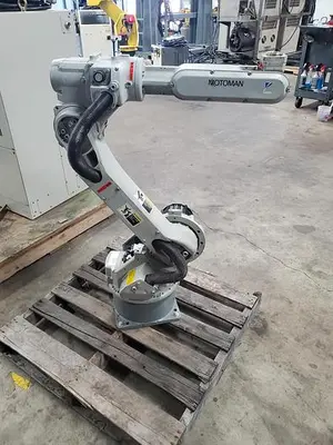 USED 2005 YASKAWA MOTOMAN HP6