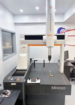 2022 MITUTOYO CRYSTA-APEX V7106 Coordinate Measuring Machines | Clark Machinery Sales, LLC (2)