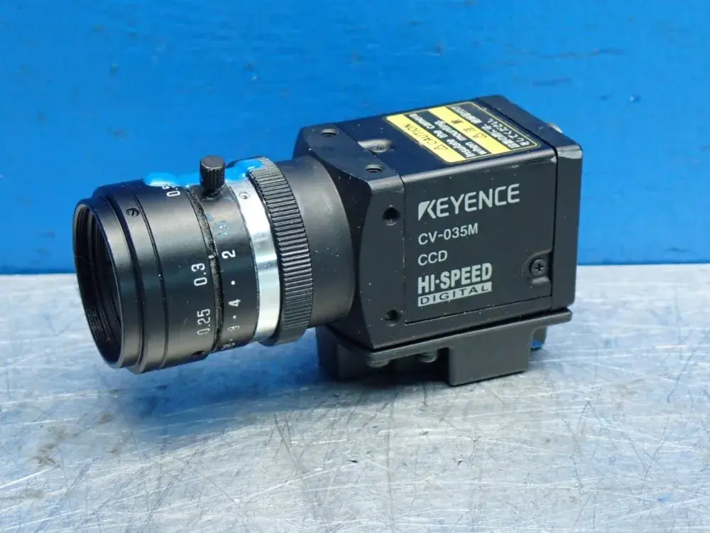 USED KEYENCE CV035M