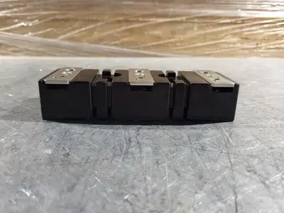 NEW ALLEN-BRADLEY 1494F-FS200