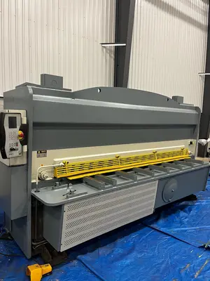 2004 HACO HSLX 3013 Sheet Metal Shears | FERRIC Machinery, Inc. (1)