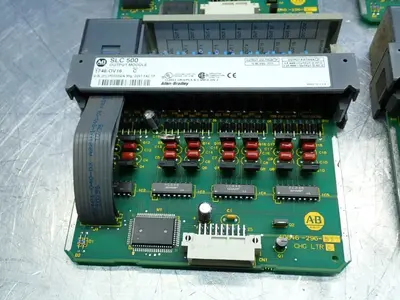Used ALLEN BRADLEY 1746OV16 PLC Input & Output Ohio US | HGR 24 #1150761