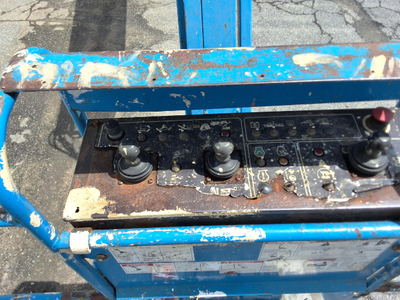 USED 2015 Genie Z-62/40