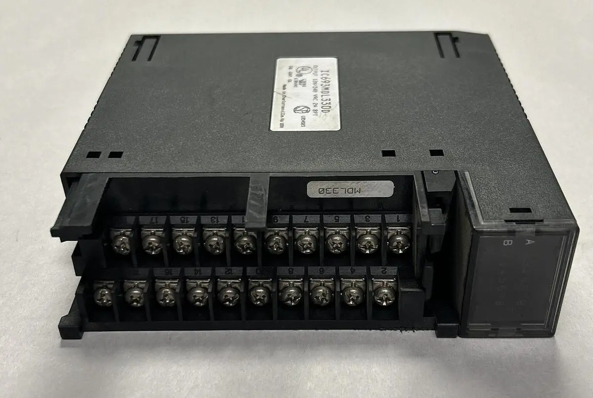 Used GE FANUC IC693MDL330 PLC Input & Output | Surplus Asset Holdings #1219997